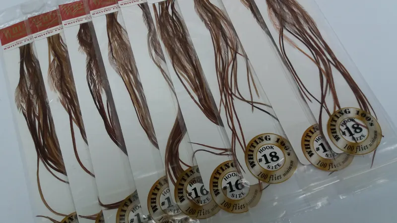 Whiting 100 Saddle Hackle Pack in Brown-3